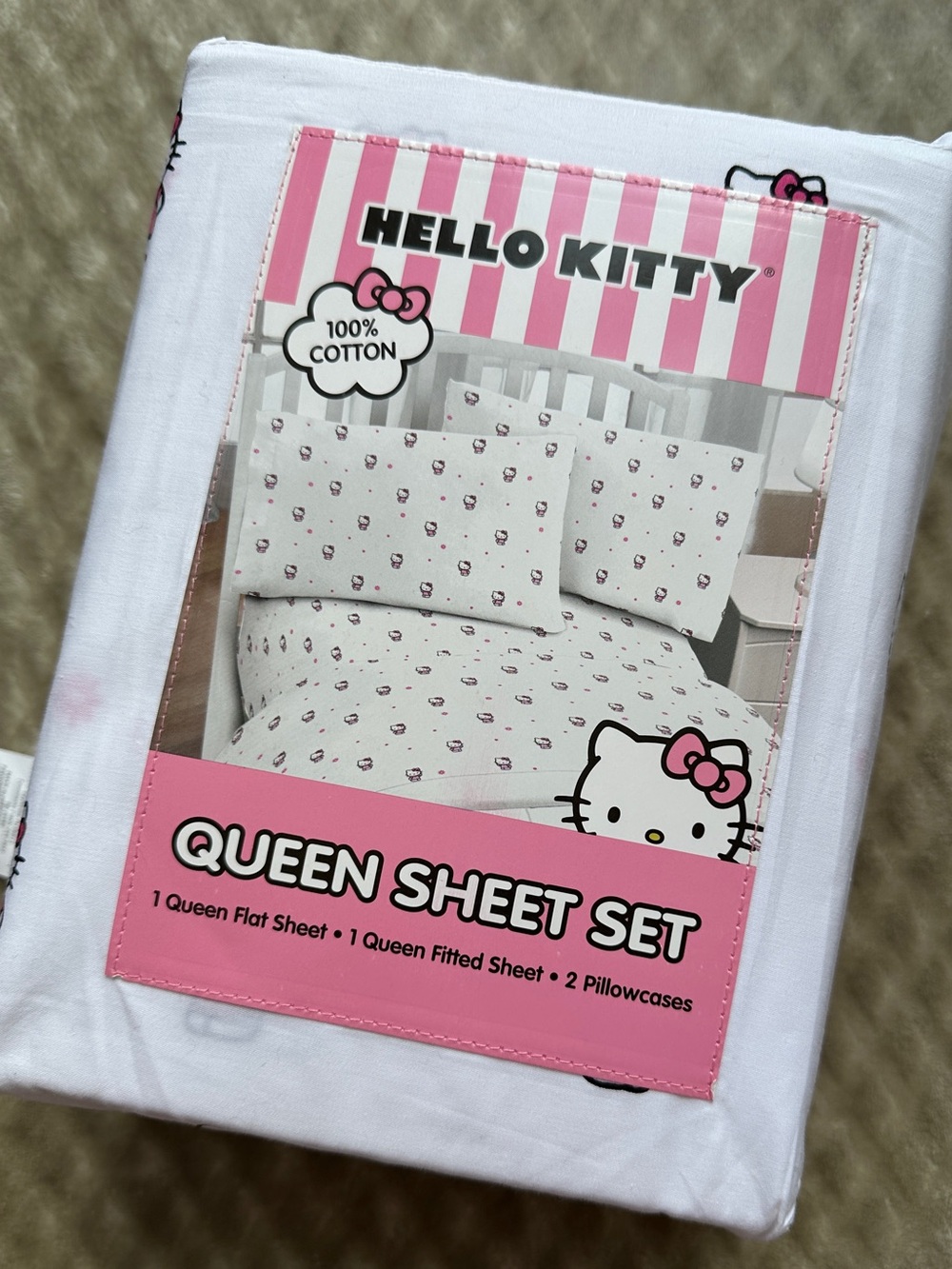 Hello Kitty Pink Flower Queen Sheet Set